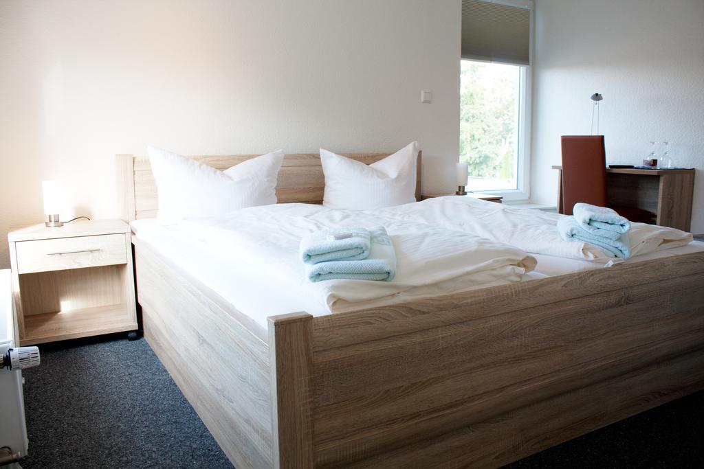 Hotel Zum Grossen Krug Wirdum Ngoại thất bức ảnh